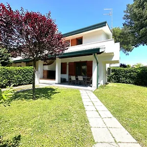 https://villaggio-danubio.hotelinveneto.com