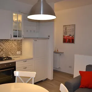 https://casa-lina.it-lombardy.com